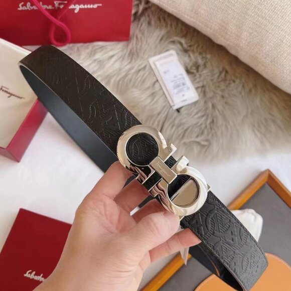 Women's Salvatore Ferragamo Double-Sided Buckle Belt 34inches - Picture 5 of 6